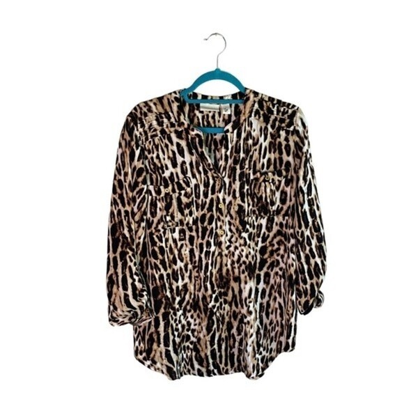 𝅺CHICO’S Women’s Cheetah Animal Print Top, Size 2 - Picture 1 of 4